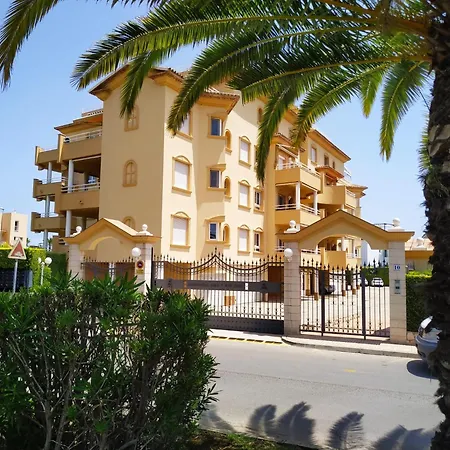 Nova - Blue Flag And Golf On-site Apartment